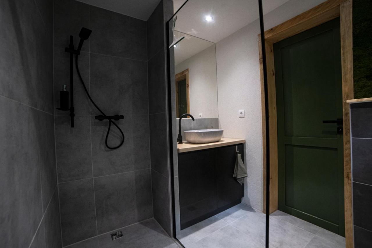 Вілла Panorama / Tinyhouse Podbrezova Екстер'єр фото